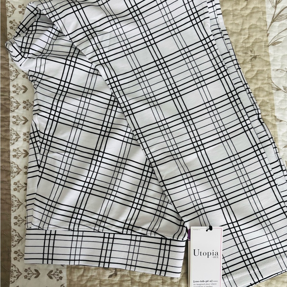 Utopia Black and White Plaid Cropped Pants